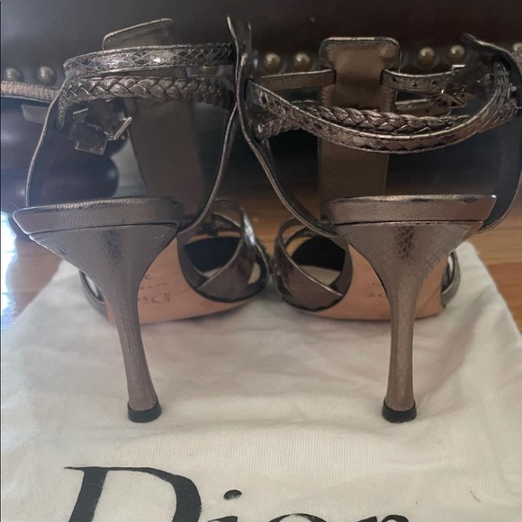 •Dior Heels•
•Authentic Original,Made in Italy•
•Size(Euro: 35.5,US: 5.5) - Picture 3 of 4